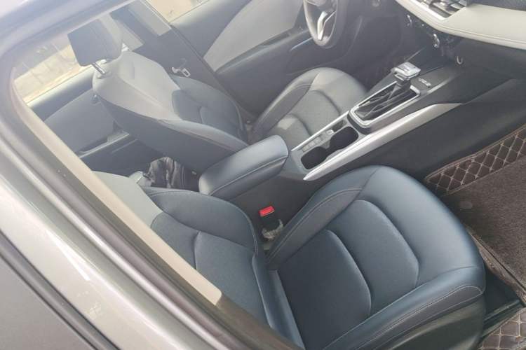 Used Chevrolet Monza 2023 1.5L Dual-Clutch WOW Enjoyment Edition Right Front Seat