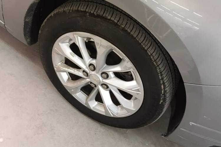 Used Chevrolet Monza 2023 1.5L Dual-Clutch Enjoyment Edition Right Front Wheel Hub