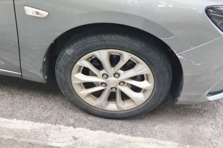 Used Chevrolet Monza 2023 1.5L Dual-Clutch Enjoyment Edition Right Front Wheel Hub
