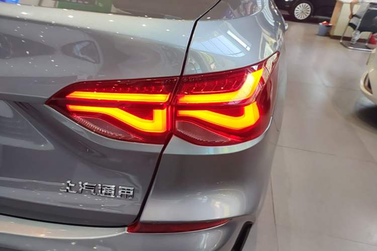 Used Chevrolet Monza 2023 1.5L Dual-Clutch Enjoyment Edition Right Rear Taillight