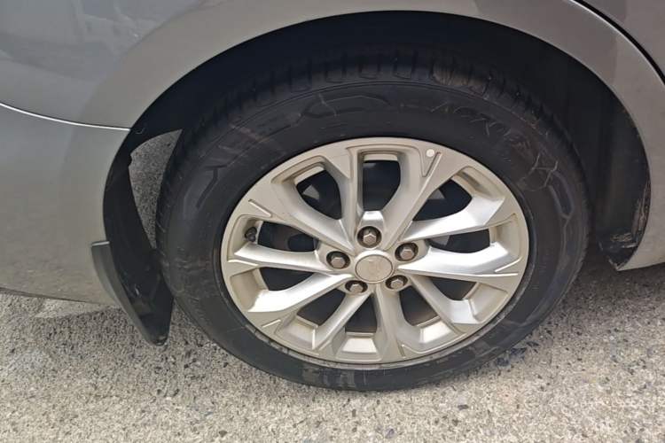 Used Chevrolet Monza 2023 1.5L Dual-Clutch Enjoyment Edition Right Rear Wheel Hub
