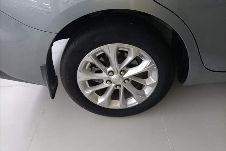 Used Chevrolet Monza 2023 1.5L Dual-Clutch Enjoyment Edition Right Rear Wheel Hub