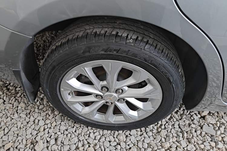 Used Chevrolet Monza 2023 1.5L Dual-Clutch Enjoyment Edition Right Rear Wheel Hub