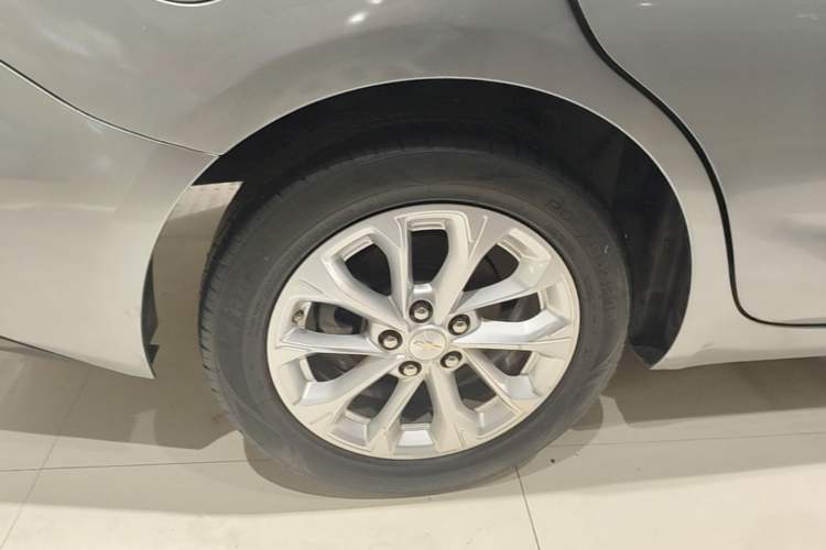 Used Chevrolet Monza 2023 1.5L Dual-Clutch Enjoyment Edition Right Rear Wheel Hub