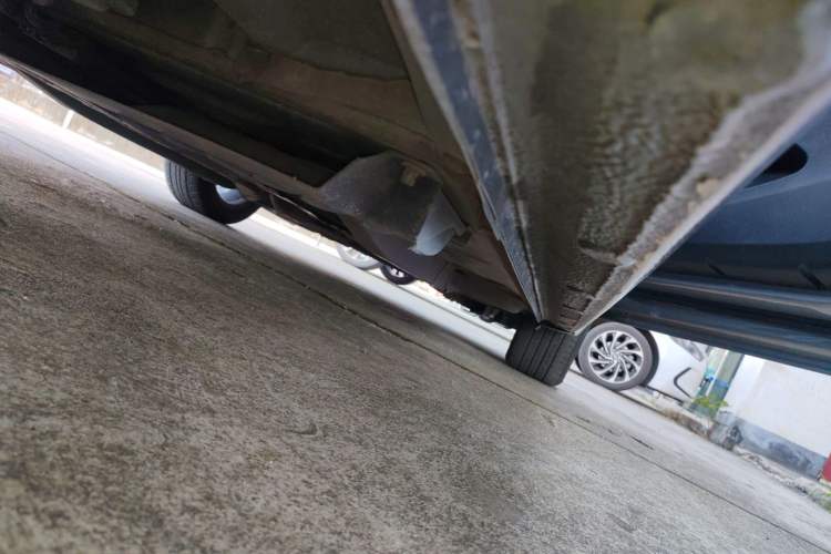 Used Chevrolet Monza 2023 1.5L Dual-Clutch Enjoyment Edition Right Side Sill