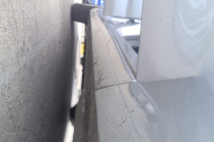 Used Chevrolet Monza 2023 1.5L Dual-Clutch Enjoyment Edition Right Side Sill