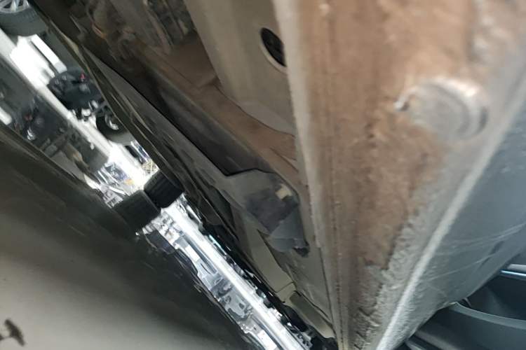 Used Chevrolet Monza 2023 1.5L Dual-Clutch Enjoyment Edition Right Side Sill