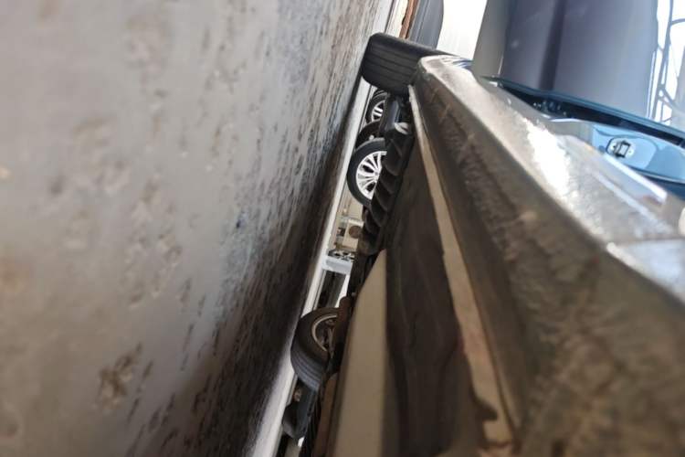 Used Chevrolet Monza 2023 1.5L Dual-Clutch Enjoyment Edition Right Side Sill