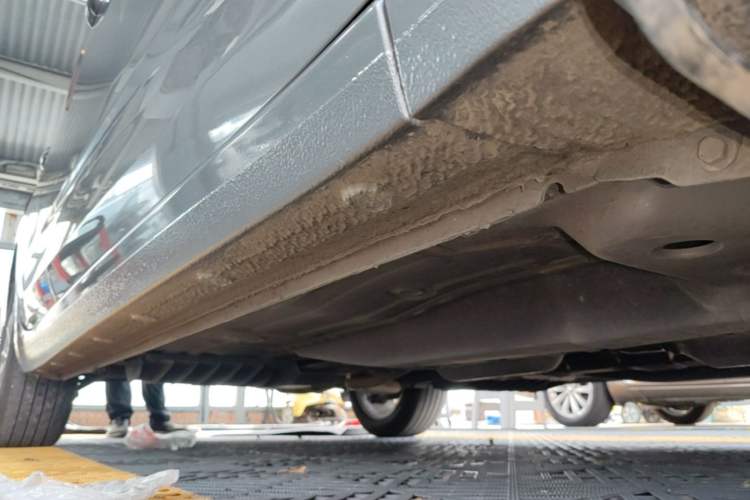 Used Chevrolet Monza 2023 1.5L Dual-Clutch Enjoyment Edition Right Side Sill