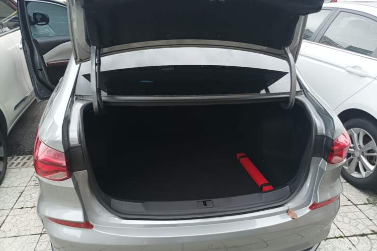 Used Chevrolet Monza 2023 1.5L Dual-Clutch Enjoyment Edition Trunk