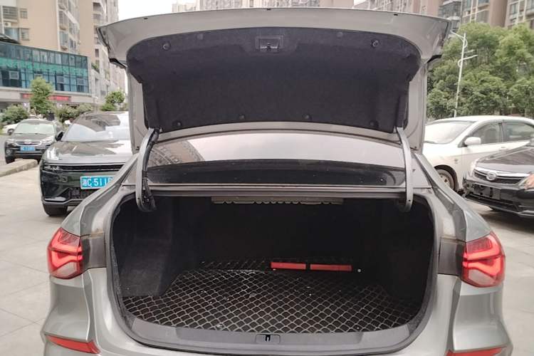 Used Chevrolet Monza 2023 1.5L Dual-Clutch WOW Enjoyment Edition Trunk