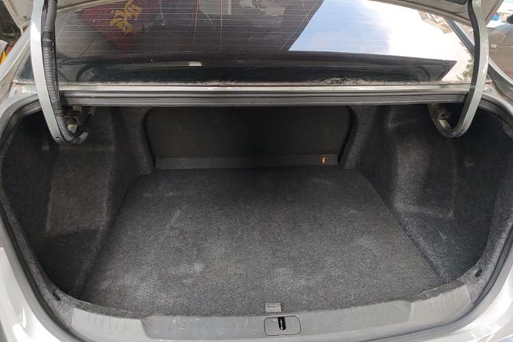 Used Chevrolet Monza 2023 1.5L Dual-Clutch Enjoyment Edition Trunk