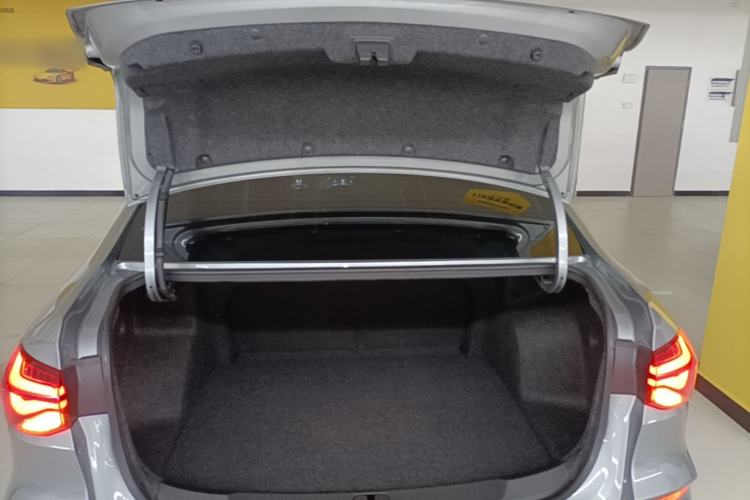 Used Chevrolet Monza 2023 1.5L Dual-Clutch Enjoyment Edition Trunk