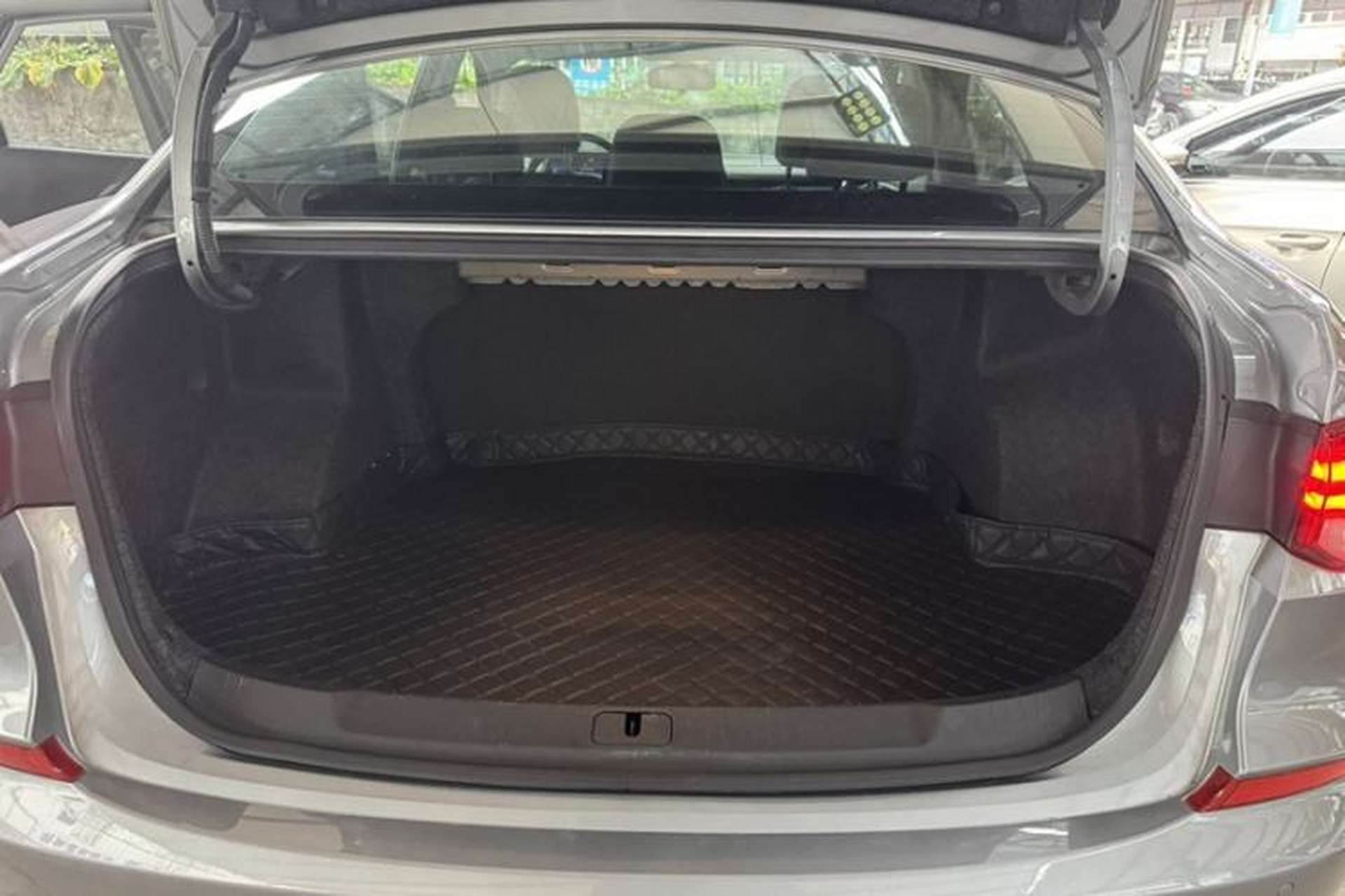 Used Chevrolet Monza 2023 1.5L Dual-Clutch Enjoyment Edition Trunk