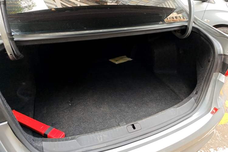 Used Chevrolet Monza 2023 1.5L Dual-Clutch Enjoyment Edition Trunk