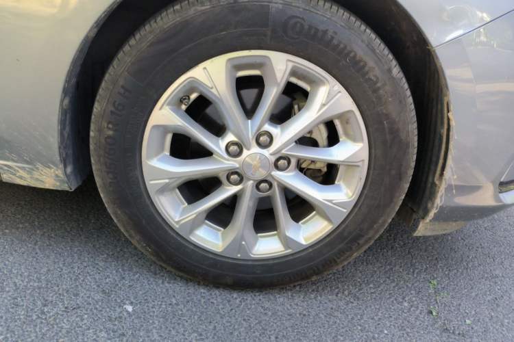 Used Chevrolet Monza 2023 1.5L Dual-Clutch Enjoyment Edition Right Front Wheel Hub