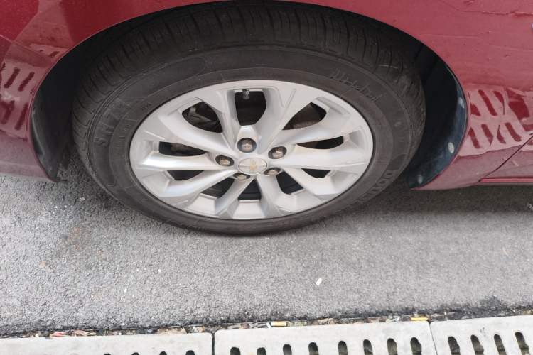 Used Chevrolet Monza 2023 1.5L Dual-Clutch Enjoyment Edition Left Front Wheel Hub