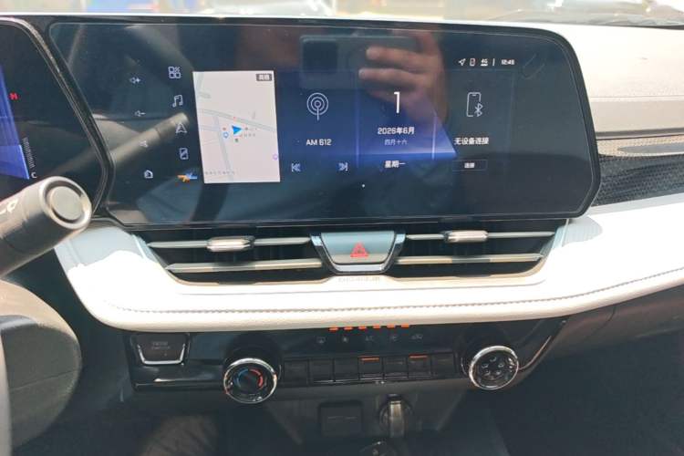Used Chevrolet Monza 2023 1.5L Dual-Clutch Enjoyment Edition Audio And AC Panel