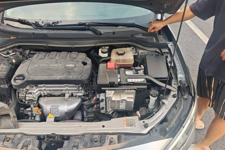 Used Chevrolet Monza 2023 1.5L Dual-Clutch Enjoyment Edition Engine Bay Left