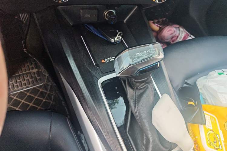 Used Chevrolet Monza 2023 1.5L Dual-Clutch Enjoyment Edition Gear Lever