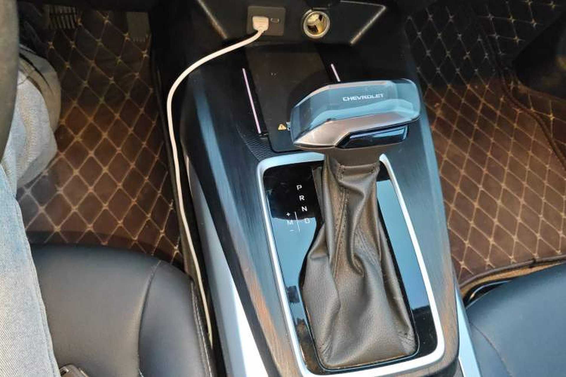 Used Chevrolet Monza 2023 1.5L Dual-Clutch Enjoyment Edition Gear Lever