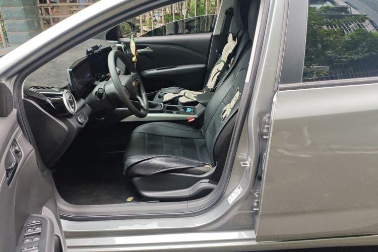 Used Chevrolet Monza 2023 1.5L Dual-Clutch Enjoyment Edition Left Front Seat