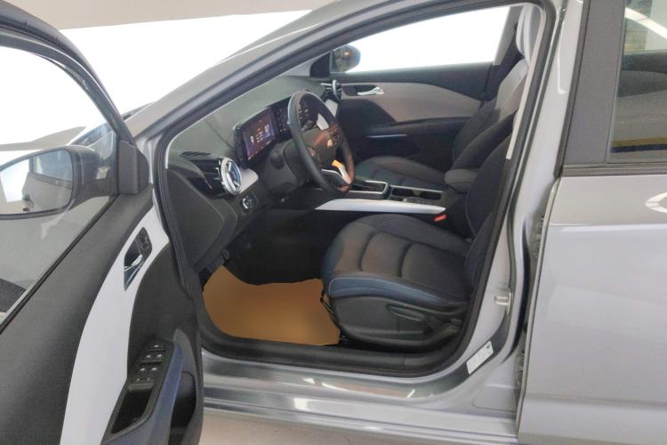 Used Chevrolet Monza 2023 1.5L Dual-Clutch Enjoyment Edition Left Front Seat
