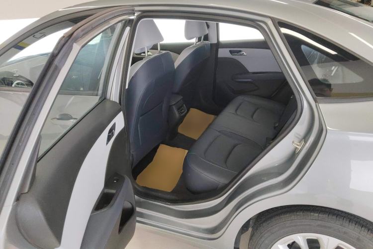 Used Chevrolet Monza 2023 1.5L Dual-Clutch Enjoyment Edition Left Rear Seat