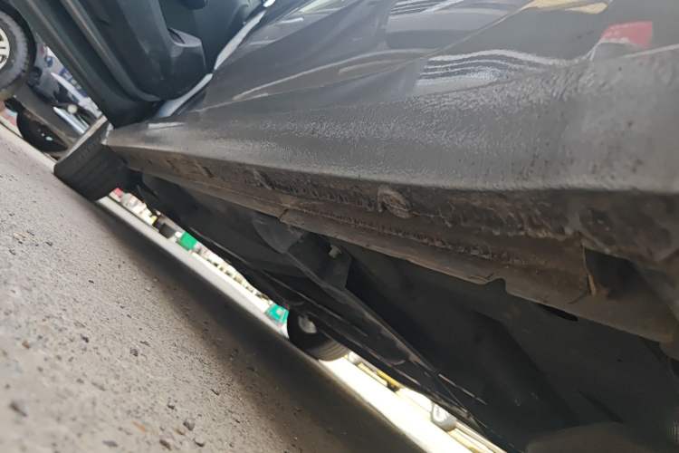 Used Chevrolet Monza 2023 1.5L Dual-Clutch Enjoyment Edition Left Side Sill