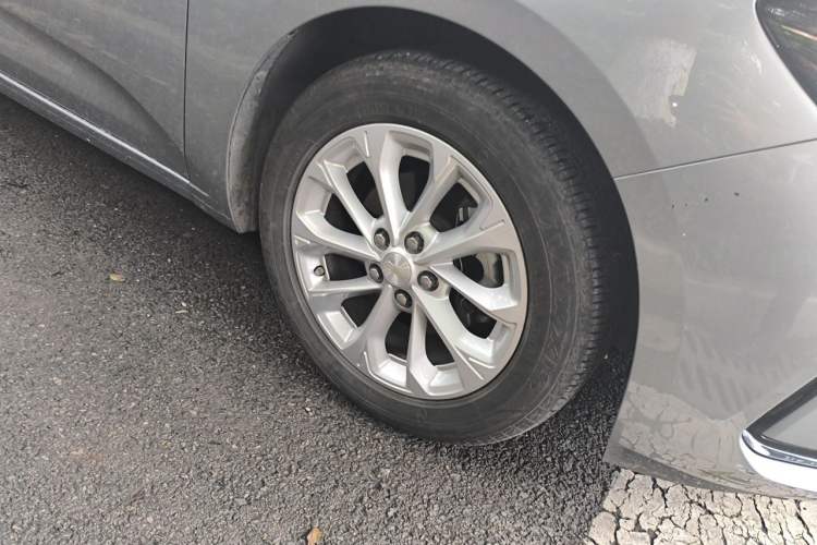 Used Chevrolet Monza 2023 1.5L Dual-Clutch Enjoyment Edition Right Front Wheel Hub