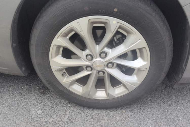 Used Chevrolet Monza 2023 1.5L Dual-Clutch Enjoyment Edition Right Front Wheel Hub