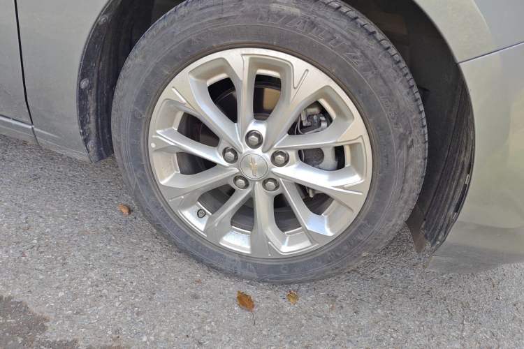 Used Chevrolet Monza 2023 1.5L Dual-Clutch Enjoyment Edition Right Front Wheel Hub