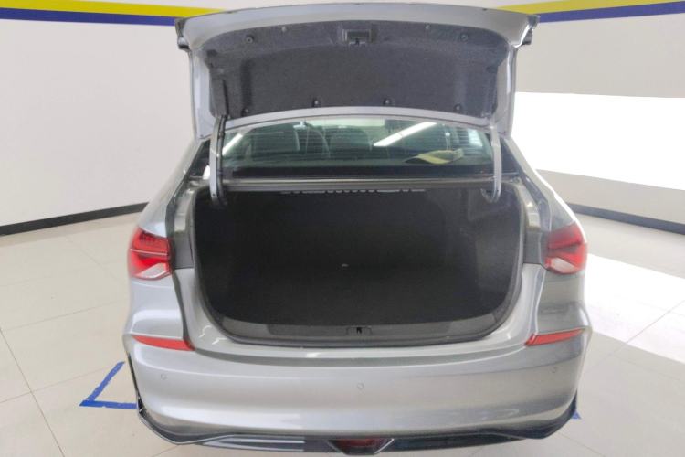 Used Chevrolet Monza 2023 1.5L Dual-Clutch Enjoyment Edition Trunk
