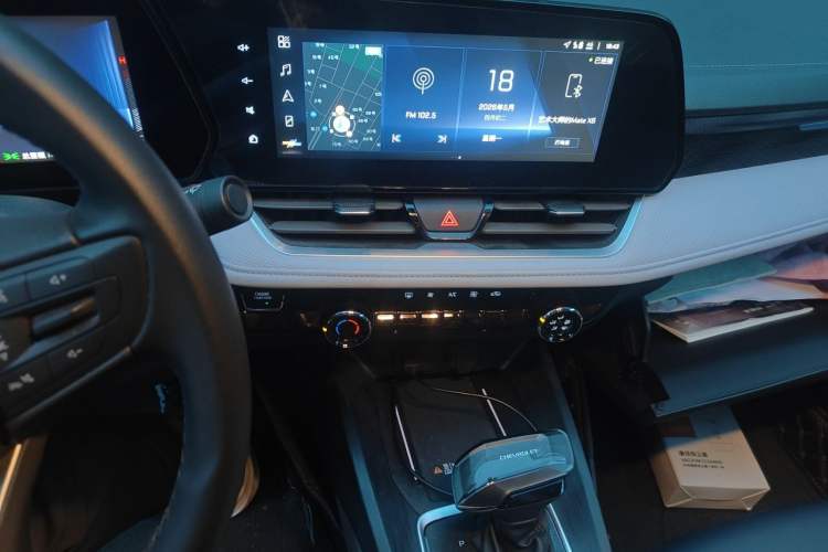 Used Chevrolet Monza 2023 1.5L Dual-Clutch Enjoyment Edition Audio And AC Panel