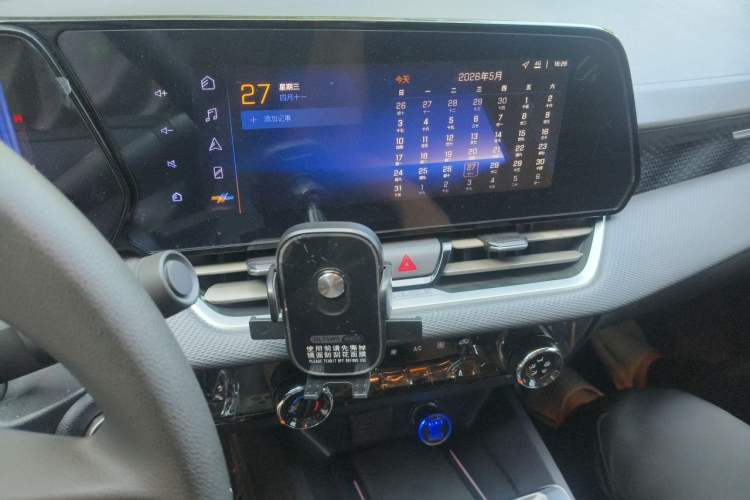 Used Chevrolet Monza 2023 1.5L Dual-Clutch Enjoyment Edition Audio And AC Panel
