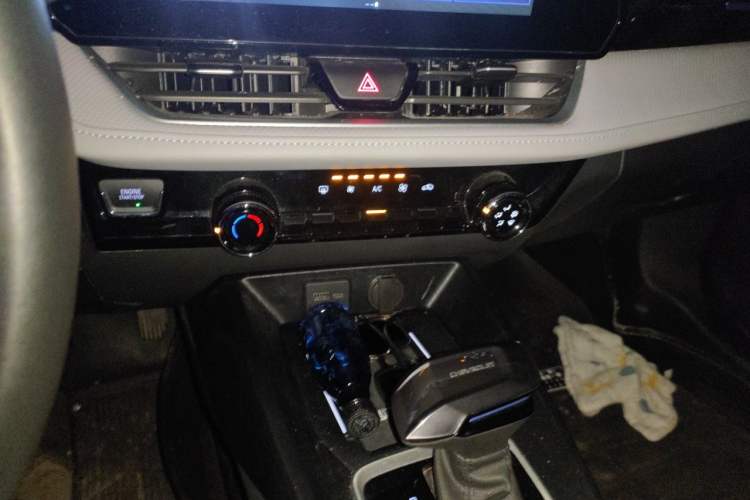 Used Chevrolet Monza 2023 1.5L Dual-Clutch Enjoyment Edition Audio And AC Panel