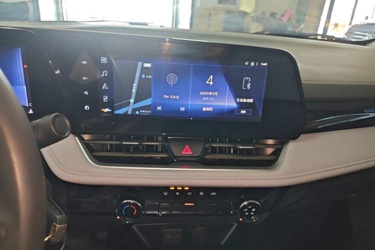 Used Chevrolet Monza 2023 1.5L Dual-Clutch WOW Enjoyment Edition Audio And AC Panel