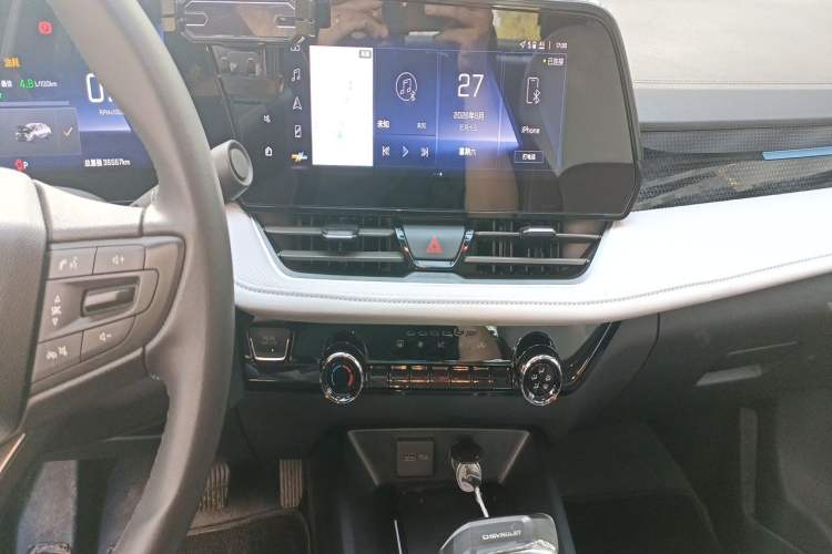 Used Chevrolet Monza 2023 1.5L Dual-Clutch Enjoyment Edition Audio And AC Panel