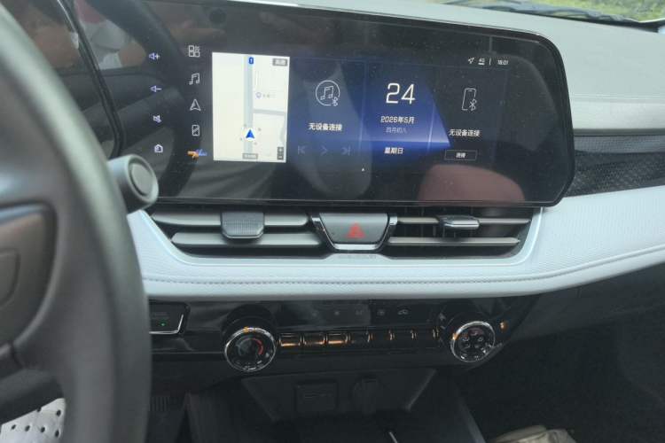 Used Chevrolet Monza 2023 1.5L Dual-Clutch Enjoyment Edition Audio And AC Panel