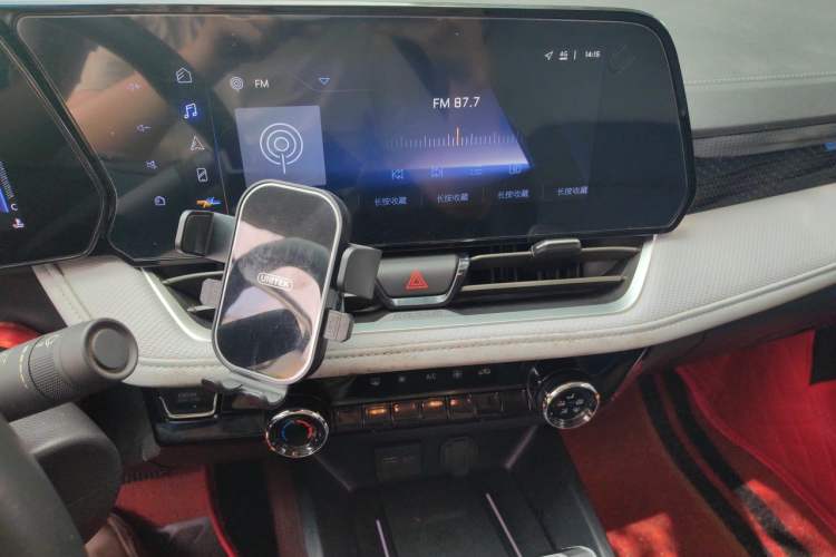 Used Chevrolet Monza 2023 1.5L Dual-Clutch Enjoyment Edition Audio And AC Panel