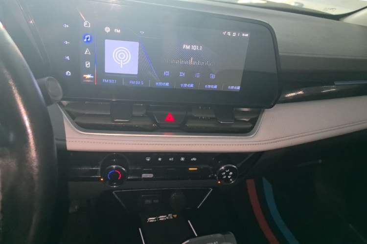 Used Chevrolet Monza 2023 1.5L Dual-Clutch WOW Enjoyment Edition Audio And AC Panel