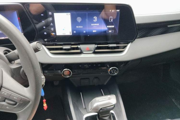 Used Chevrolet Monza 2023 1.5L Dual-Clutch Enjoyment Edition Audio And AC Panel