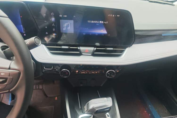 Used Chevrolet Monza 2023 1.5L Dual-Clutch Enjoyment Edition Audio And AC Panel