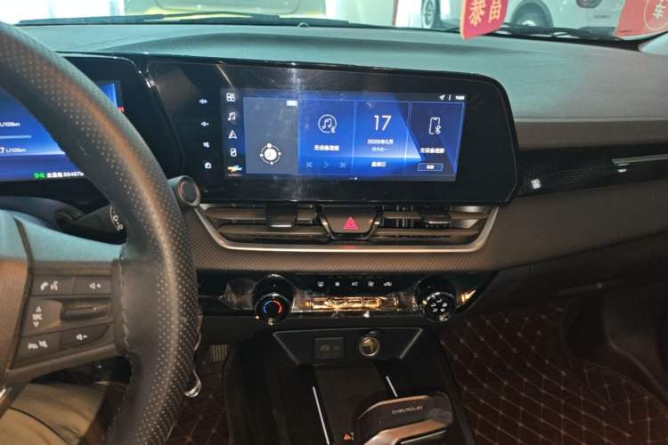 Used Chevrolet Monza 2023 1.5L Dual-Clutch Enjoyment Edition Audio And AC Panel