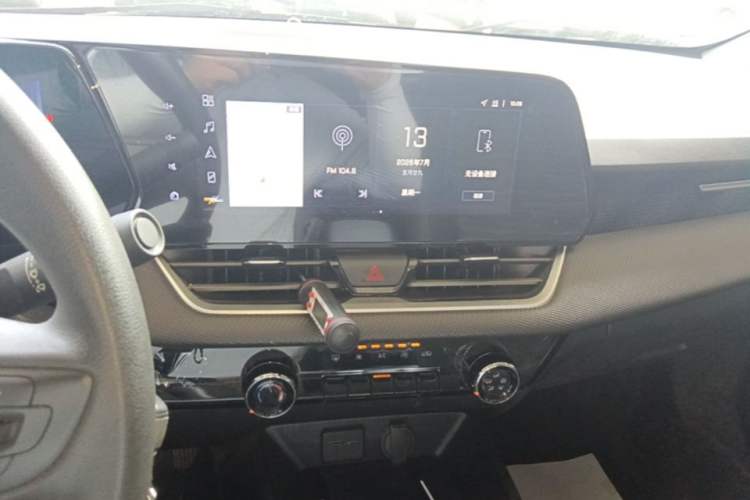 Used Chevrolet Monza 2023 1.5L Dual-Clutch Enjoyment Edition Audio And AC Panel
