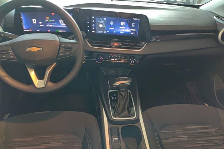 Used Chevrolet Monza 2023 1.5L Dual-Clutch Enjoyment Edition Audio And AC Panel