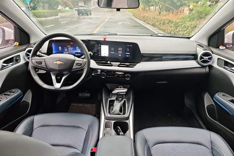 Used Chevrolet Monza 2023 1.5L Dual-Clutch Enjoyment Edition Center Console