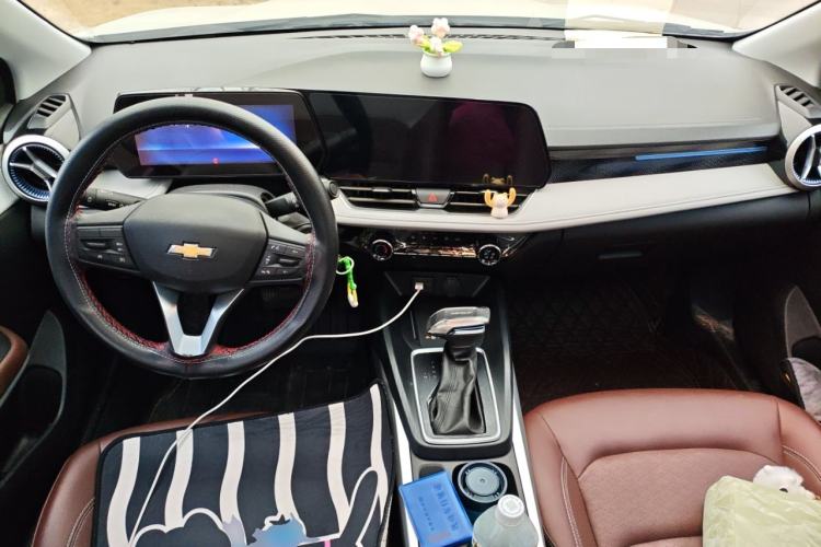 Used Chevrolet Monza 2023 1.5L Dual-Clutch WOW Enjoyment Edition Center Console