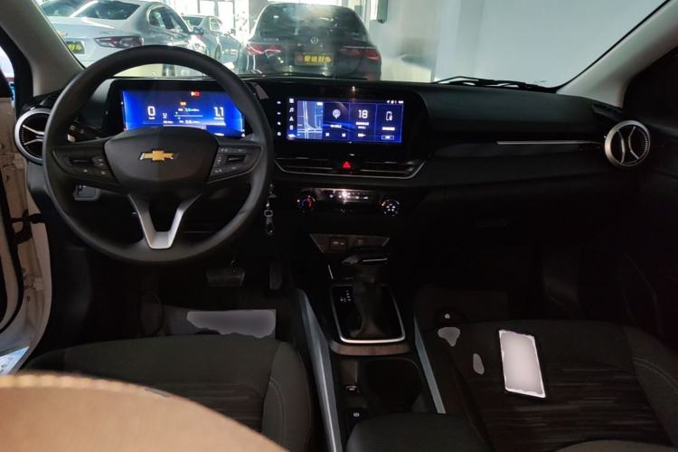 Used Chevrolet Monza 2023 1.5L Dual-Clutch Enjoyment Edition Center Console