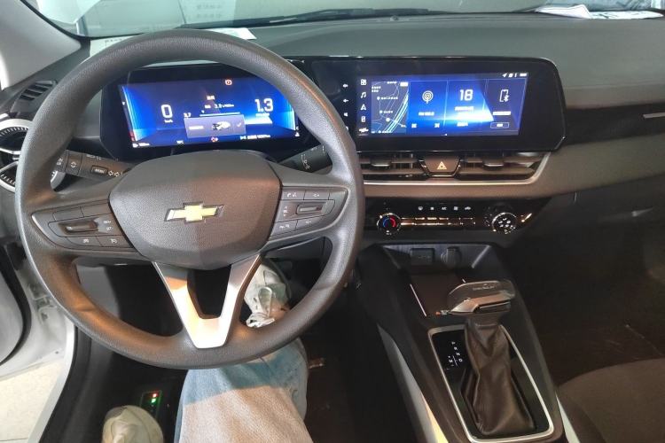 Used Chevrolet Monza 2023 1.5L Dual-Clutch Enjoyment Edition Center Console